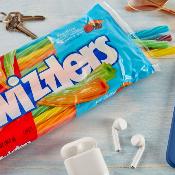 Twizzlers Rainbow Arc-en-Ciel Saveurs Fruitées